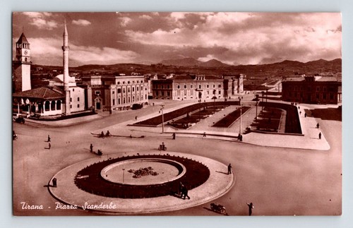 Albanien tirana piazza - albanien:,