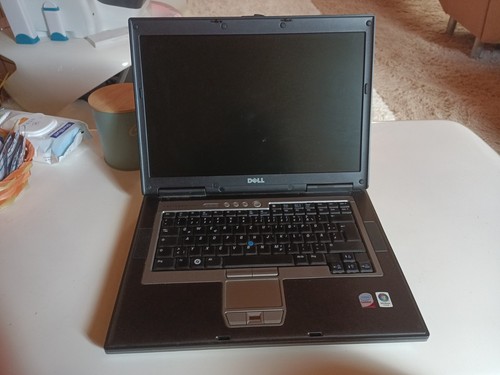 Dell latitude d830 - dell, gb