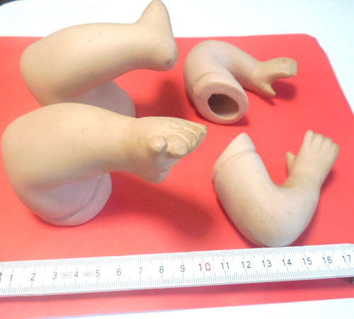 Puppenbeine und arme aus - und, -arme