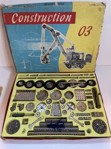 Meccano construction set - construction, 03