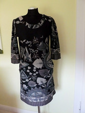 Damenkleid Lulu H. Paris Gr. S schwarz Grüntöne floral Vögel 3/4 Arm Rundhals