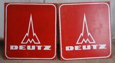 2 X altes Kunststoff Schild Deutz