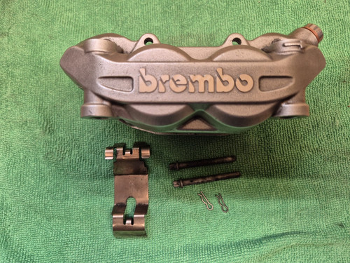 Bremssattel vorne rechts