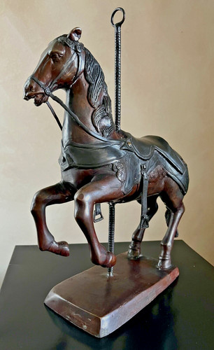 Karussell pferd skulptur - karussell-pferd,