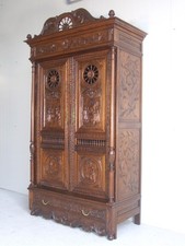 K 451 Antiker Wäscheschrank
