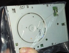 SAMSUNG SFD-321B/LFBL1 Floppy Diskettenlaufwerk Für 1,44MB Disketten intern /#3/