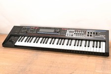 Roland JUNO-Gi 61-Key Mobile
