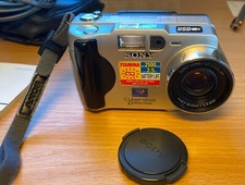 Sony Cyber-shot DSC S-50 2,1