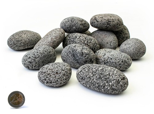 Black lava pebbles schwarz - black,