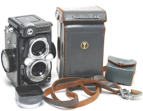 Vintage yashica tlr - vintage, lm