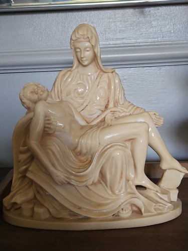 Michelangelo pieta stil - pieta,
