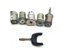 Ford Focus 1 Kombi Zündschloss Zündung Schlosssatz Schloss Schlüssel Q68BA SET