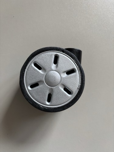 Eine rimowa rolle - rimowa,