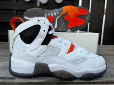 Nike Air Jordan Jumpman Two Trey Sneaker Kinder Frauen DQ8431-108 38.5 Neu