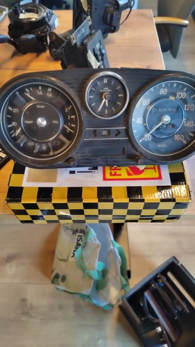 Mercedes benz w123 - mercedes-benz,