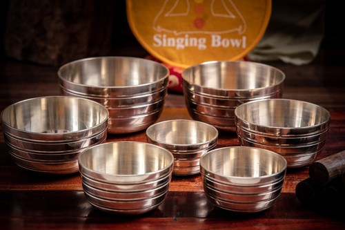 Tibetan singing bowl set - singing,