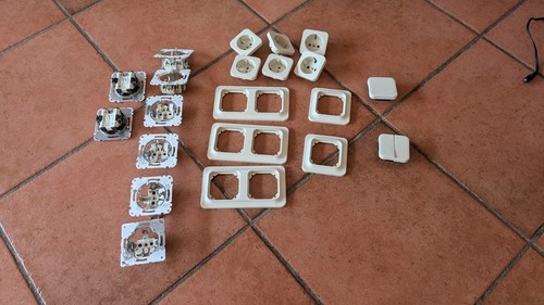 Merten steckdosen und - steckdosen,