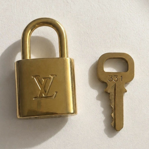 Louis vuitton - louis,