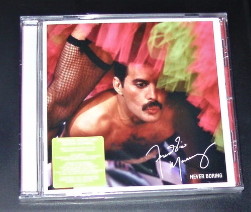 Freddie mercury never boring - freddie,