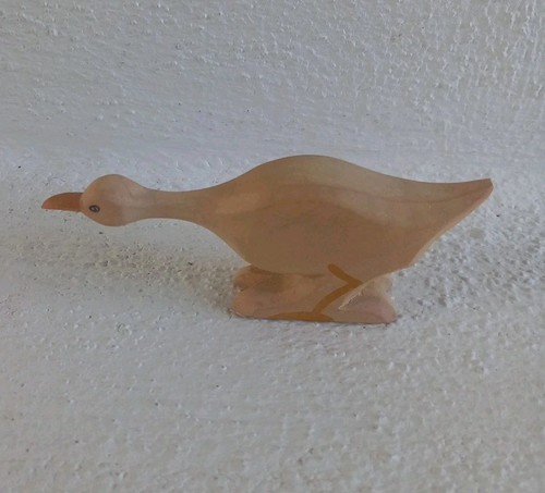 Gans aus holz geschnitzt - aus,