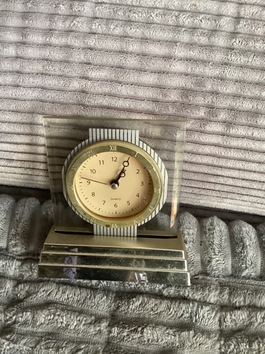 Kleine uhr mit - kleine,