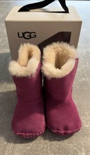 Neuwertige UGG Gr.18 original