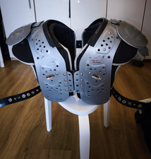   **🏈 Schutt Shoulder Pads