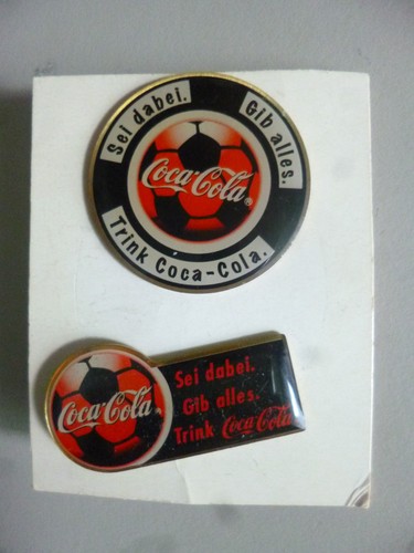 Pin coca cola - 2,