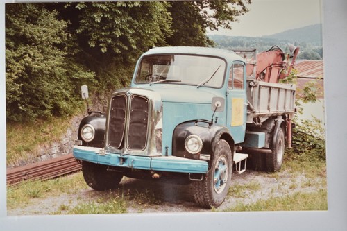 Vintage blauer lkw - vintage,