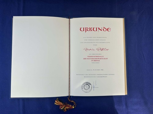Ddr urkunde verdienstmedaille - urkunde,