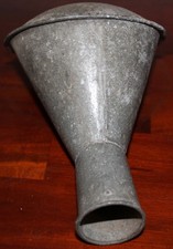 Zink Tülle für Gießkanne, Hinten 3,5 cm innen, vorn Ausgießer 12,5 breit (k7)