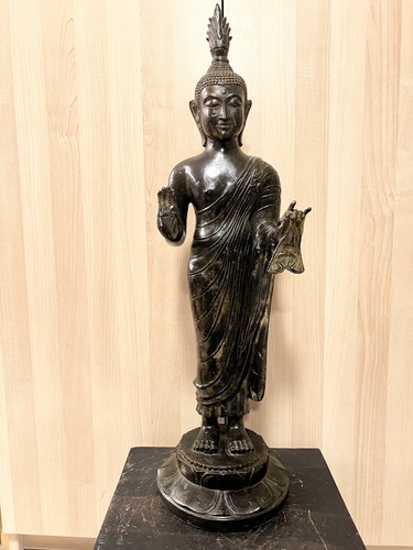 Wunderschöner thai buddha - buddha, mit