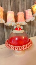 Süße Kuchen-Gebäckglocke mit Engel-Dekor–Rot/Weiß,Tortenplatte, Kuchen,Cupcakes