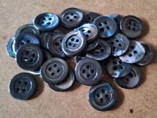 50 Perlmutt Knöpfe grau/dunkelgrau schimmernd, Set, ca. 14 mm, Konvolut 22"