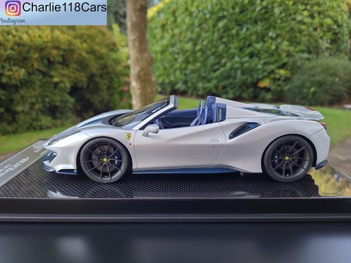Dino models ferrari 488 - 1/18,