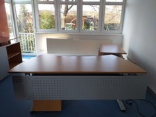 Hochwertige Büromöbel, Marke WINI, gebraucht, sehr guter Zustand