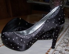 Pumps, schwarz, Gr. 38, Strasssteine, NEU