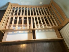 Bettgestell 1,40 x2,00m aus Holz mit Schubladen