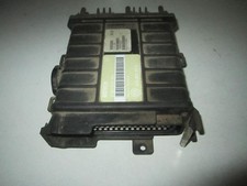 VW Passat 35i 1,8 66KW 90PS RP Steuergerät Motor Bosch 0261200261 443907311B