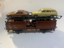 Modelleisenbahn, Güterwagen von Märklin, Autotransport mit 4 Modellautos