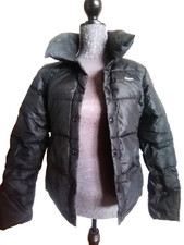 Daunen Jacke Gr. S XS Guess Steppjacke mit Logo Schwarz Herbst Winter Mode  2025