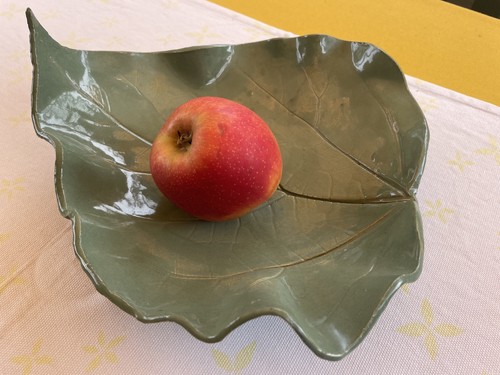 Getöpferte schale handarbeit - getöpferte,