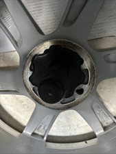 Felgenhalterung Wand 4 Reifenhalterungen Wandmontage Kunststoff Schwarz