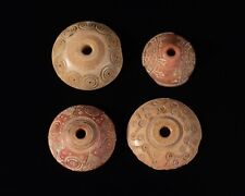 Römisch-keltische Spinnwirtel mit Verzierungen, Spielsteine?