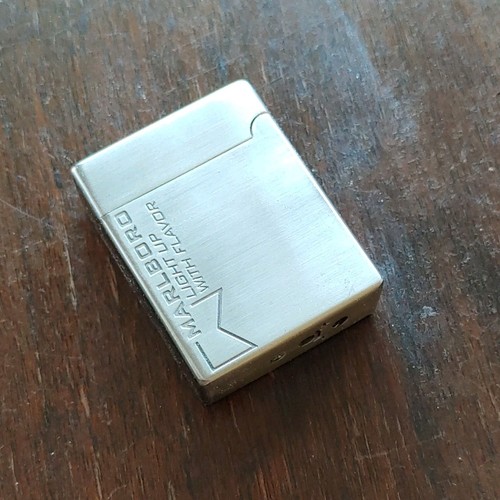 Marlboro werbe feuerzeug - marlboro, werbe-feuerzeug