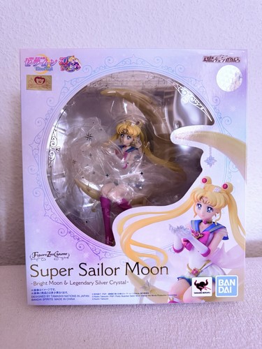 Super sailor moon - super, zero