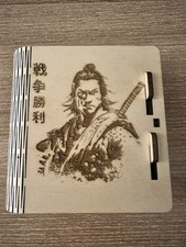 Edles Zigarettenetui aus Holz