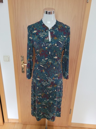 Seltenes figurbetontes kleid - seltenes,