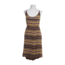 Personal Affairs, Kleid