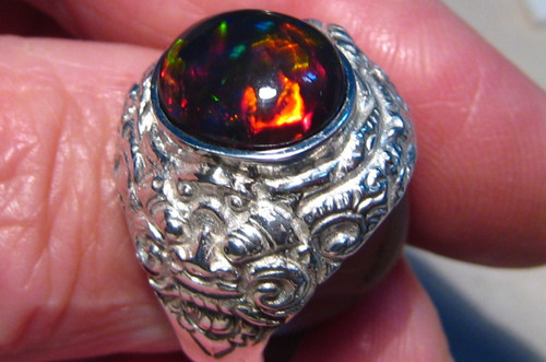 Schwarzer welo opal - ct.,
